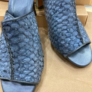 Marianne Kooimans leather mules new in box blue size 40